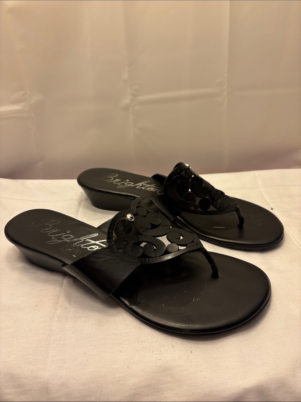Brighton Black Women's Decorative Toe-Post Sandals